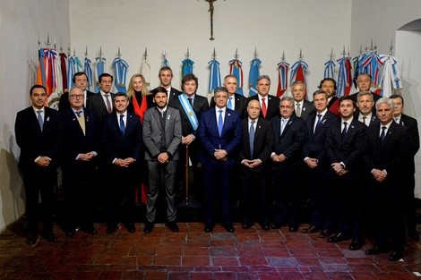 Milei enfrenta el 9 de julio en soledad: la foto que refleja la fractura con los gobernadores