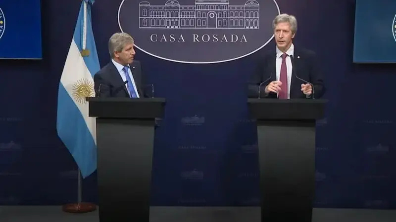 El Tesoro Forzó a la Banca a Subsidiar Deuda con Rentabilidad Mínima