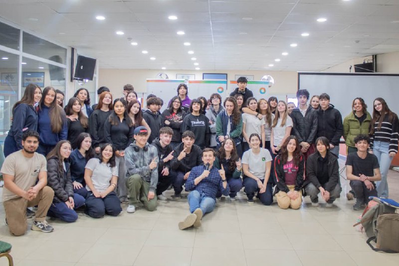 Jóvenes De Ushuaia Y Tolhuin Fortalecieron Sus Habilidades De Oratoria En Una Nueva Capacitación