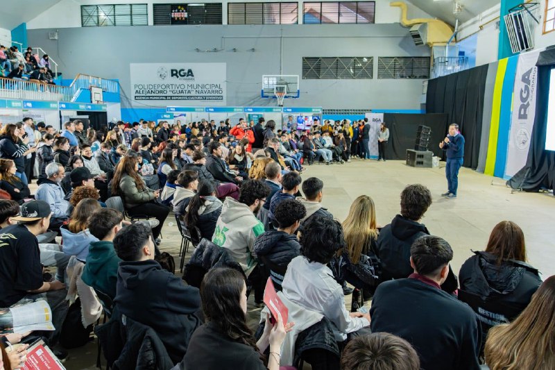 EXPO ACADÉMICA: “CONSTRUYAN ESA RÍO GRANDE Y ESE CAMINO DE OPORTUNIDADES PARA USTEDES MISMOS»