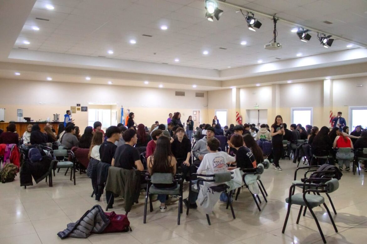 Más De 150 Jóvenes Participarán De La Segunda Instancia De Capacitación En Oratoria Organizada Por El Gobierno Provincial