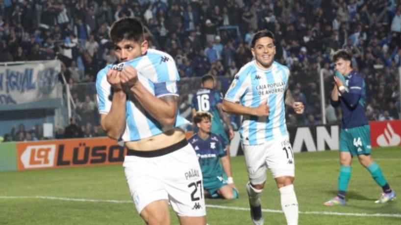 Una Noche Monumental: El Decano Brilla con Goleada y Sueña con Más