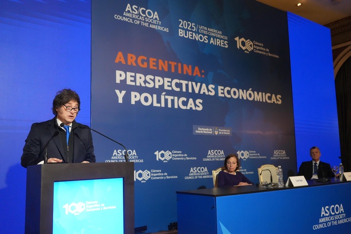 Milei Acusa al Congreso de Estar «Secuestrado» y Anuncia una «Batalla Épica» Contra el Kirchnerismo