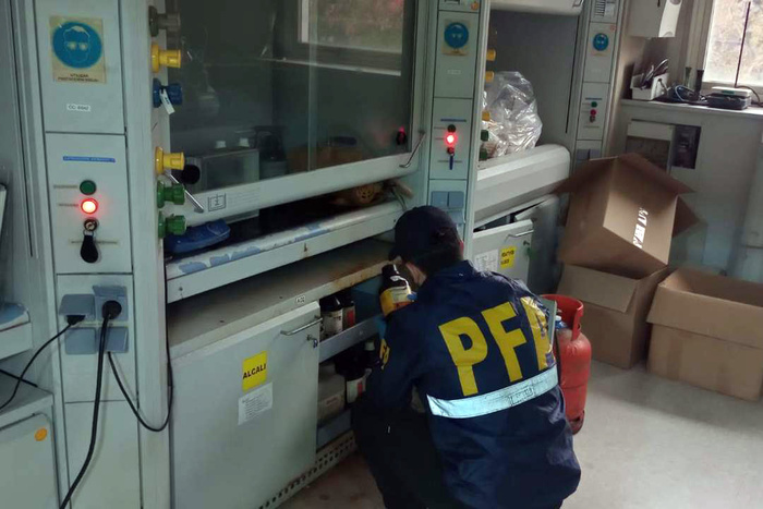 Indagan a Directivos de Laboratorios por Fentanilo Contaminado y Amplían la Investigación al Estado