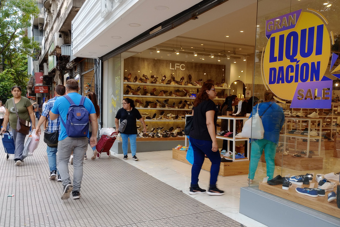 La Industria Nacional se Asfixia: Despidos, Consumo en Picada y el Temor a un Nuevo Salto Cambiario