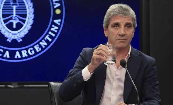 El Gobierno busca postergar vencimientos de deuda tras las elecciones, con impacto en tasas y crédito