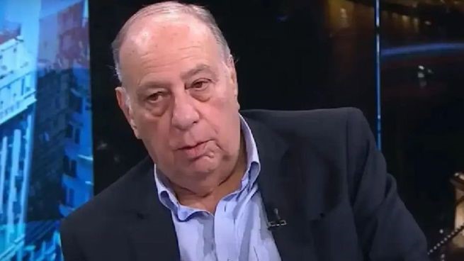 Cachanosky arremete contra el Gobierno: «Milei le toma el pelo a la gente y hay riesgo de default»