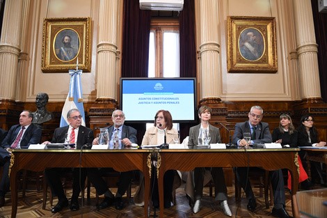 Reforma de la Corte Suprema: Avanza el Debate en el Senado con Enfrentamiento de Posturas