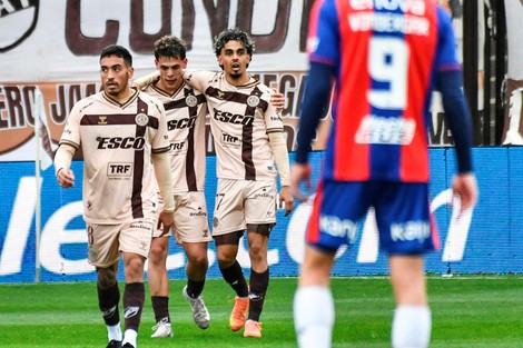 El arbitraje de Sebastián Martínez empaña el primer triunfo de Platense sobre San Lorenzo