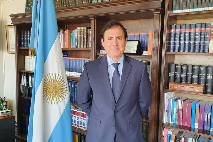 Crece la Crisis de un Juez Federal: Denuncian por Censura y Vínculos con Laboratorio en la Mira