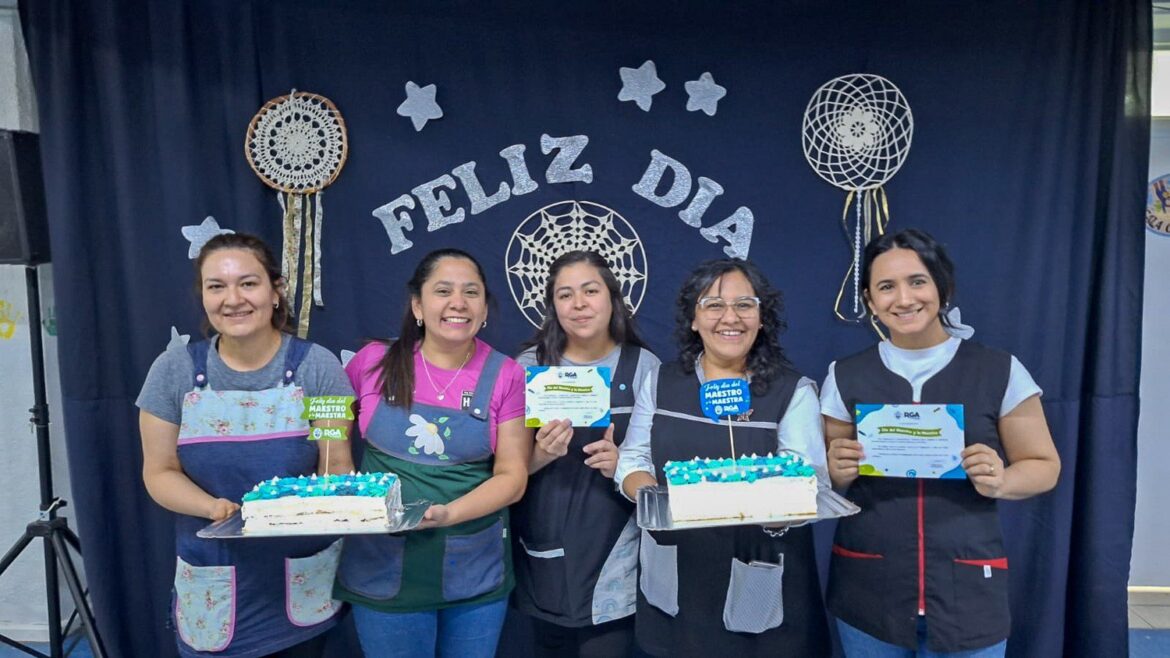 EL MUNICIPIO AGASAJÓ A LAS MAESTRAS Y MAESTROS EN SU DÍA