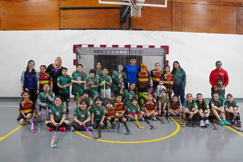 Una jornada de hockey que inspiró a toda la comunidad de Tolhuin