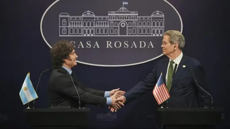 Estados Unidos Aguarda el Encuentro Trump-Milei para Definir su Apoyo Financiero a la Argentina