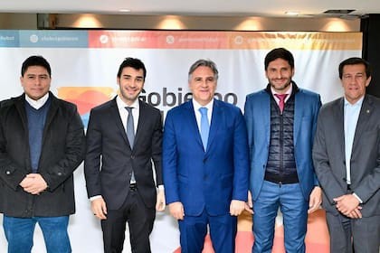 Gobernadores del Frente Provincias Unidas Se Reúnen Tras el Veto a los Fondos