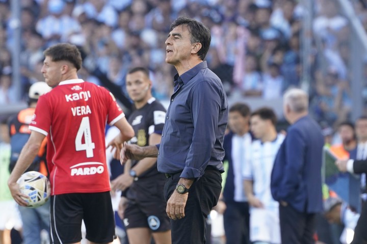 Quinteros inyecta aliento a un Independiente renacido