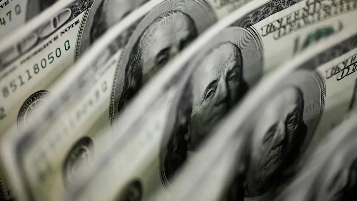 La Divisora Verde: El Dólar Oficial Escaló y la Brecha con el Paralelo se Mantiene Tensa