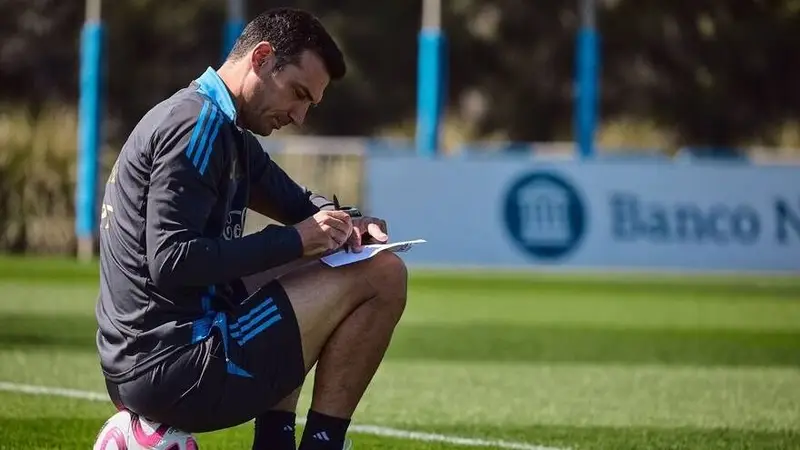 Scaloni Define el Grupo Argentino para la Gira Norteamericana con Inclusiones Sorpresivas