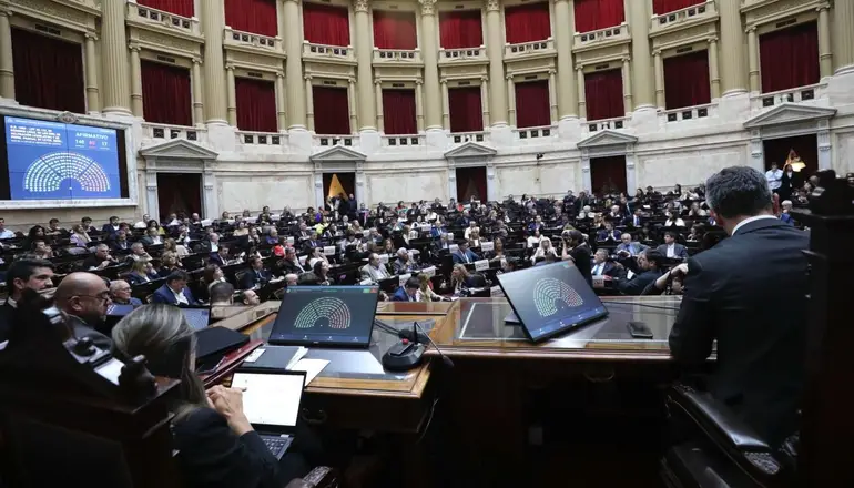 La oposición Fracasa en su Intento de Ratificar la Reforma por Decreto