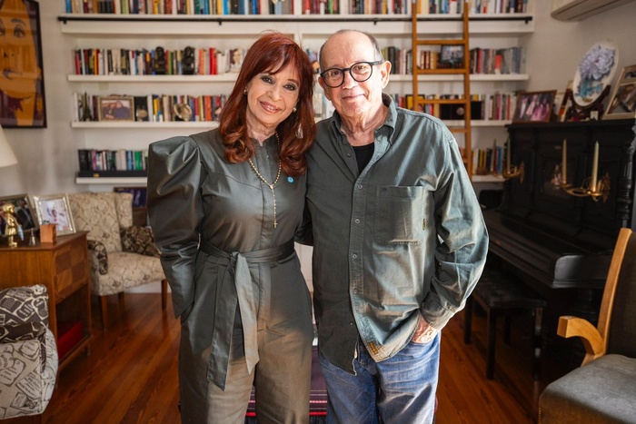 Un Encuentro con Historia: Cristina Kirchner y Silvio Rodríguez, entre Música y Política