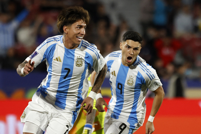 La Albiceleste Sub-20 supera con temple a México y avanza a semifinales