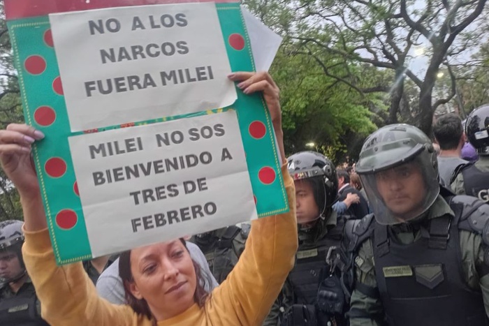 Un Acto de Medida en Ciudad Jardín: Milei Enfrenta el Desaire en un Feudo Aliado