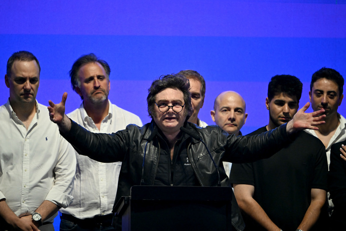 Milei Concluye su Campaña en Rosario con un Llamado a Transformar el Congreso