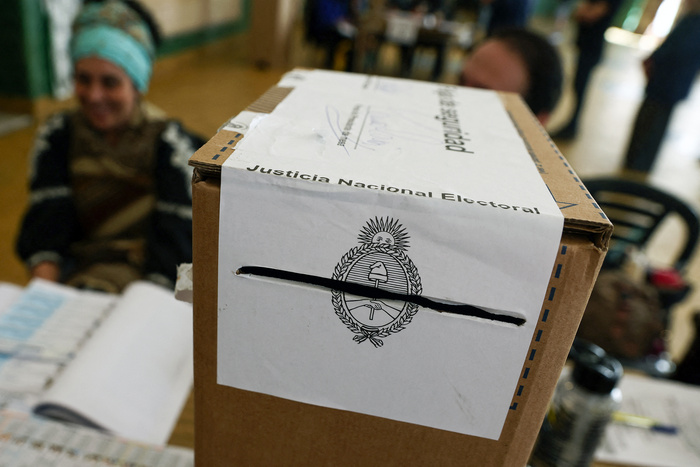 Definición en Provincias Clave: El Peronismo y La Libertad Avanza Consolidan Triunfos Ajustados