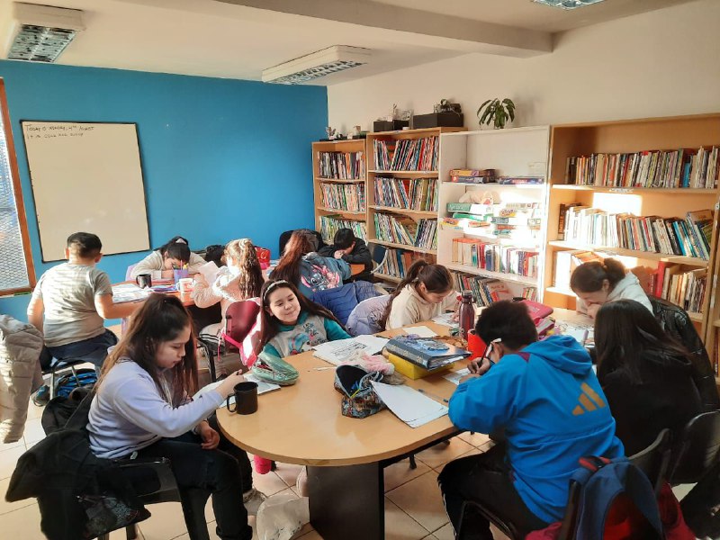 PARTICIPÁ DE LAS CLASES DE APOYO ESCOLAR CON LA MUNI