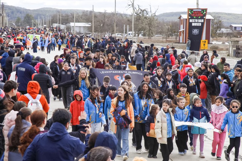 El Gobierno Provincial Acompañó El 53° Aniversario De La Ciudad De Tolhuin
