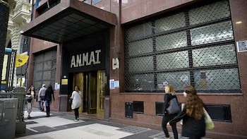ANMAT Prohíbe la Comercialización de Productos de Limpieza, Cosméticos y Equipos Láser por Irregularidades Sanitarias