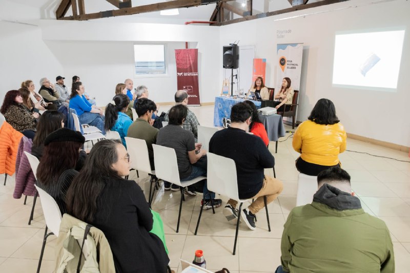 Feria Provincial Del Libro: La Provincia Sigue Apostando Por Las Industrias Culturales