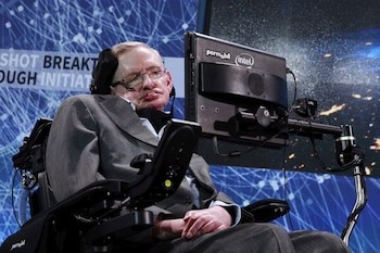La Advertencia Eterna: El Legado de Stephen Hawking sobre el Peligro Existencial de la IA