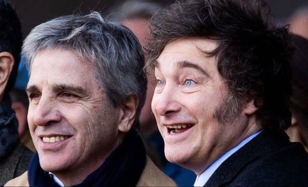 El Gobierno Acelera la Devaluación y Afianza el Control Cambiario