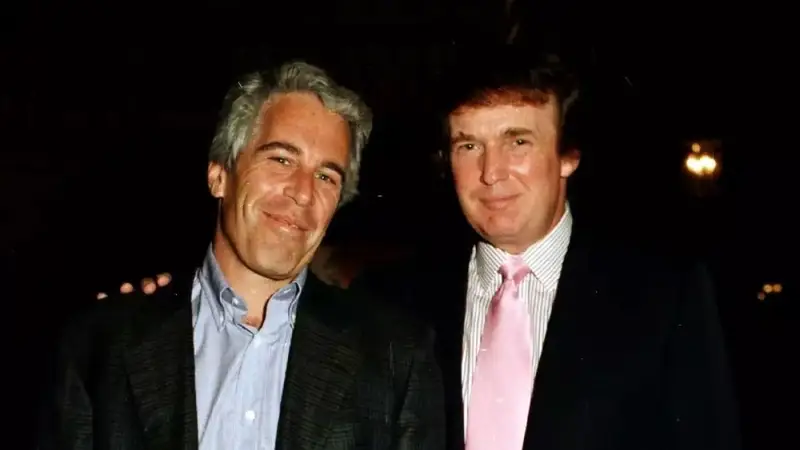 El Congreso estadounidense fuerza la desclasificación total del expediente Epstein