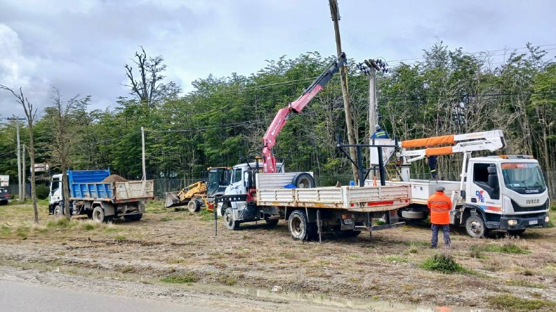 Municipio de Tolhuin acompaña los trabajos para mejorar el servicio eléctrico en la ciudad