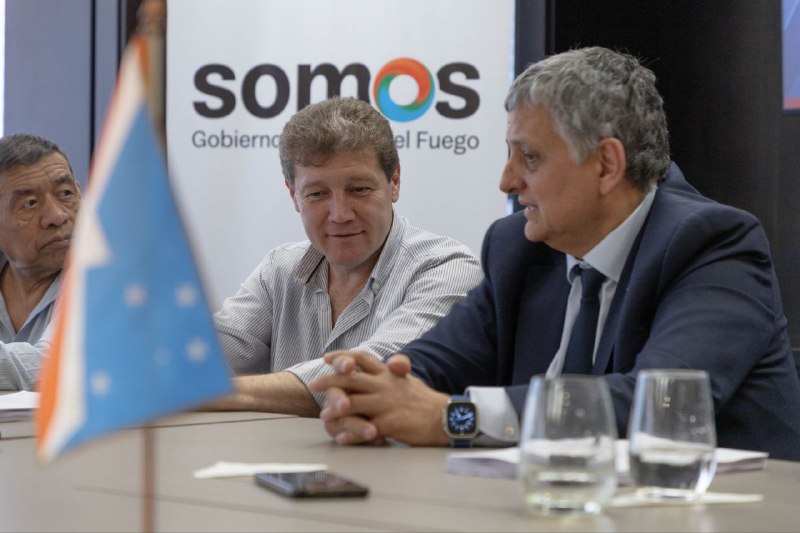 “EL ACUERDO CON YPF ES UN PASO FUNDAMENTAL PARA LA SOBERANÍA ENERGÉTICA Y EL DESARROLLO PROVINCIAL”