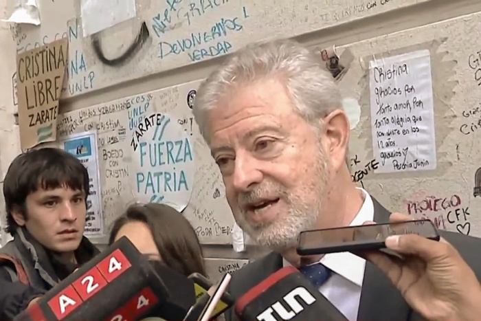 La Defensa de Cristina Kirchner Impugna la Regularidad del Juicio por los «Cuadernos»