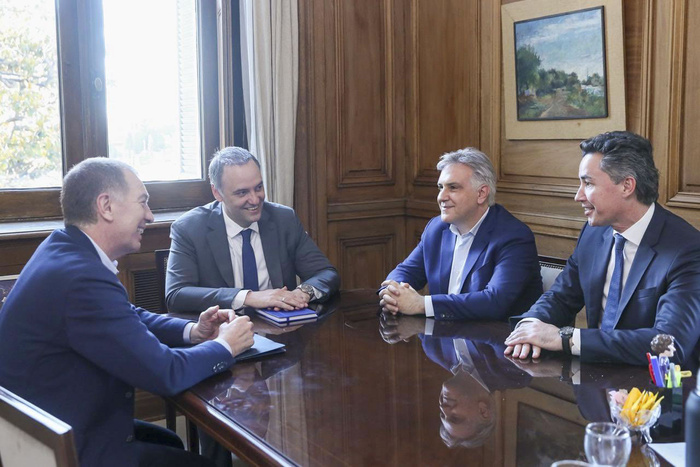 El Gobierno Nacional inicia una ronda de acercamientos con las provincias para destrabar su agenda legislativa