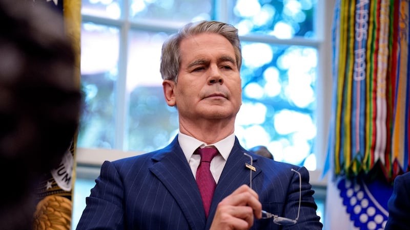 La Sombra de un Acuerdo: Opacidad y Endeudamiento en la Operación Financiera entre EE.UU. y Argentina