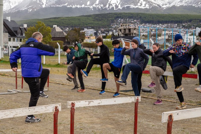 SE DESARROLLÓ CON ÉXITO UN CAMPUS DE ATLETISMO DE ALTO NIVEL EN USHUAIA