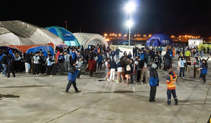 SE LLEVÓ ADELANTE LA PRIMERA NOCHE DE LA SERENATA ESTUDIANTIL 2025