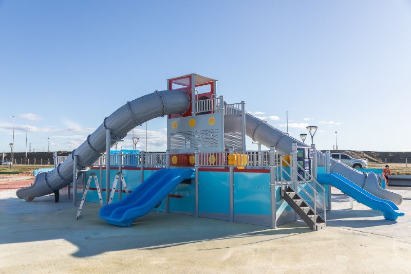 EL PARQUE DE LOS 100 AÑOS TENDRÁ UN JUEGO TEMÁTICO DEL HISTÓRICO BARQUITO AZUL