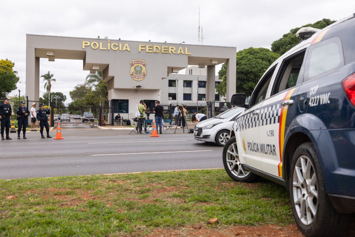 Bolsonaro, Arrestado en una Sorpresiva Medida Preventiva por Riesgo de Fuga