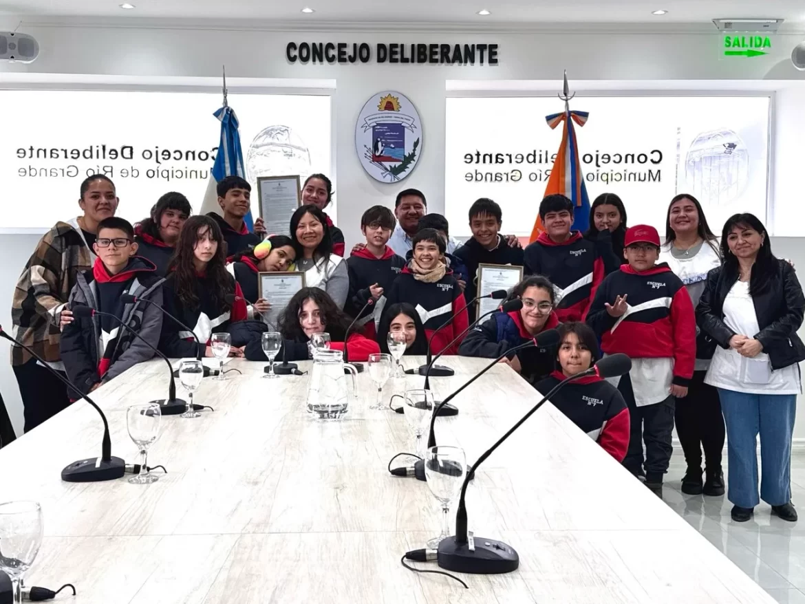 El Concejo Deliberante declaró de Interés Municipal el proyecto “Un viaje desde la fuente hasta tu vaso” de la Escuela N°7