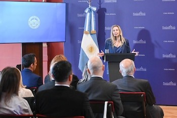 Un Nuevo Rumbo: El Gobierno Afina Su Estrategia para Enfrentar la Segunda Mitad