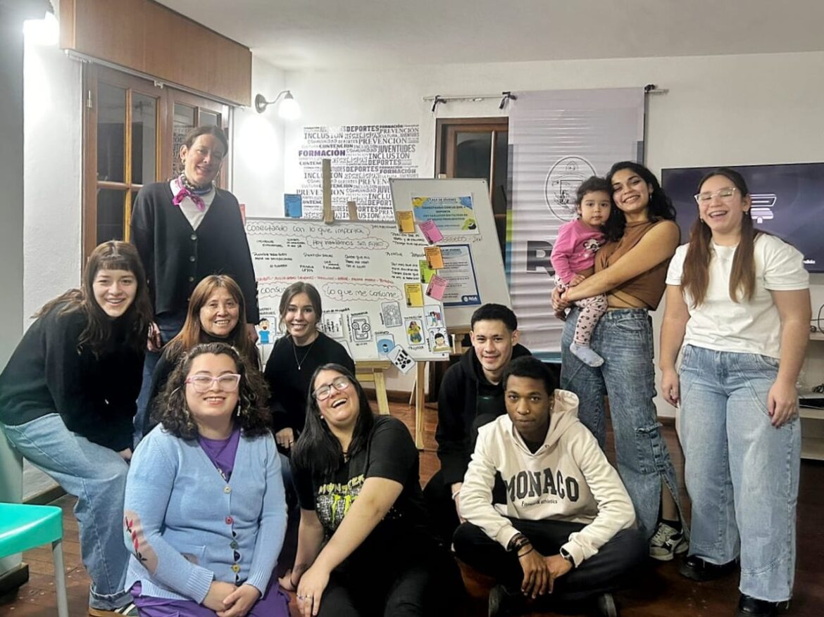 LA CASA DE JÓVENES FUEGUINOS Y SANTACRUCEÑOS DE CÓRDOBA CELEBRA SU PRIMER ANIVERSARIO