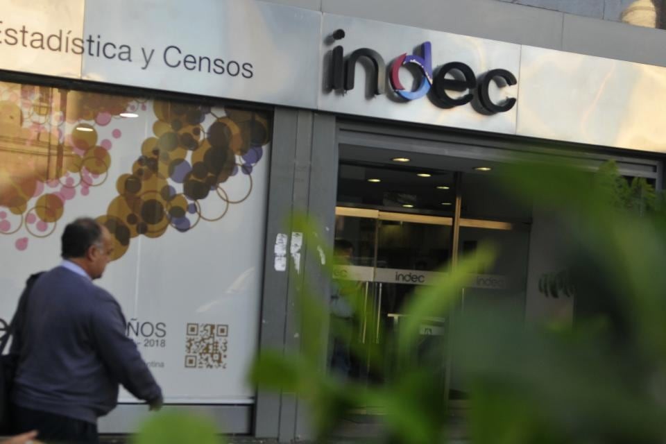 Un Instituto en la Mira: Cuestionamientos sobre la Credibilidad de las Estadísticas Oficiales