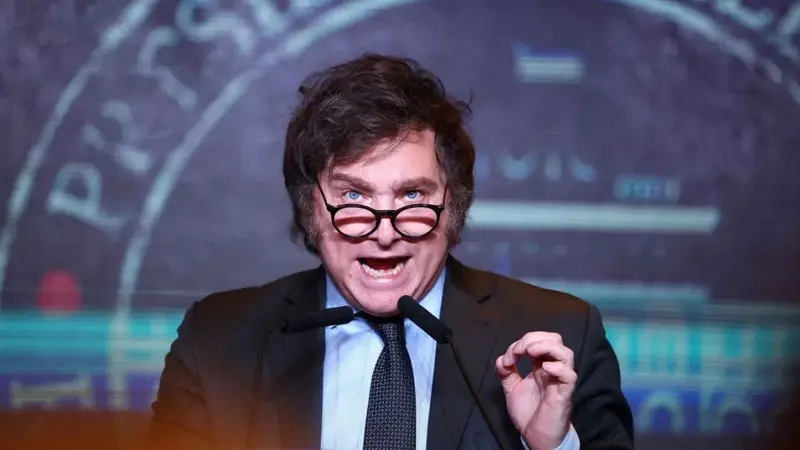 Bullrich Anuncia Avance de la Reforma Laboral y Confía en Media Sanción para Fines de Diciembre