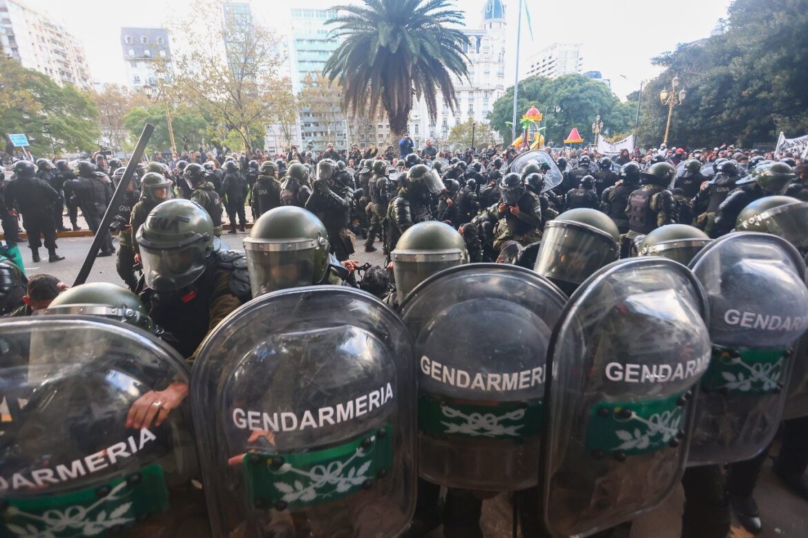 Un Fallo Judicial Anula el Protocolo Antipiquetes y Limita la Doctrina de la Represión
