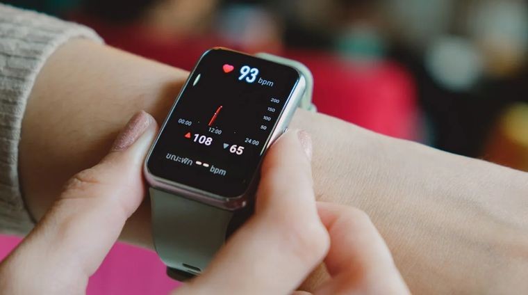 Tecnología al rescate: cómo los relojes inteligentes se convierten en guardianes de la salud